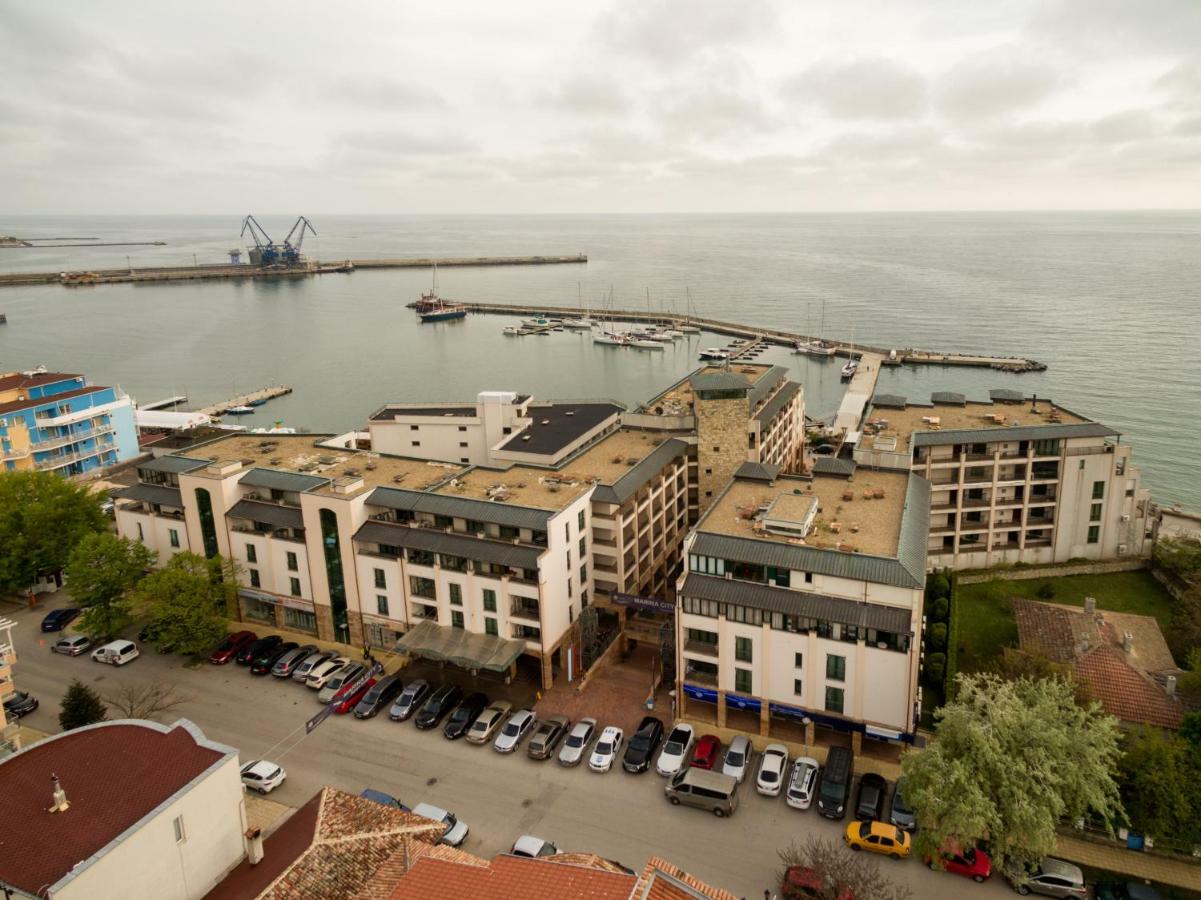 Marina City Aparthotel Baltschik Exterior foto